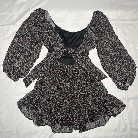 NEW Altard State Tiered Ruffle Mini Dress M Boho Prairie Balloon Sleeve Tie back - Picture 2 of 11